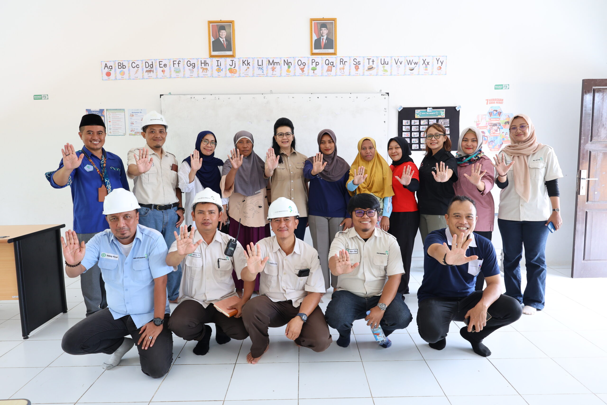 Menjadi Ibu, Pekerja, dan Perempuan yang Berdaya